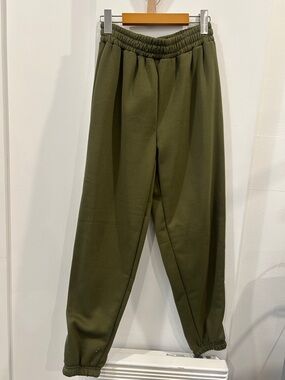 Olive Green Men’s Relaxed Jogger Pants